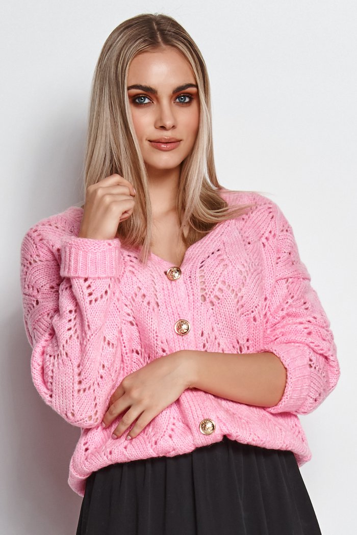 Ażurowy sweter damski zapinany na złote guziki baby pink S112